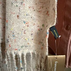 Francesca’s Speckled Fringe Scarf Cozy Knit Wrap Cream Multicolor NWT